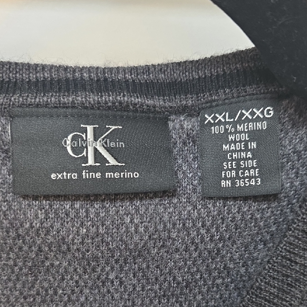 Calvin Klein Men's Charcoal Merino Wool Sweater - Sz XXL - Picture 2 of 8